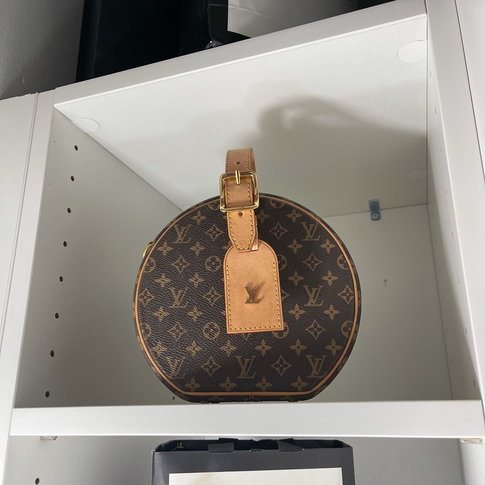 **SOLD**Louis Vuitton Petite Boite Chapeau - Picture 2 of 9